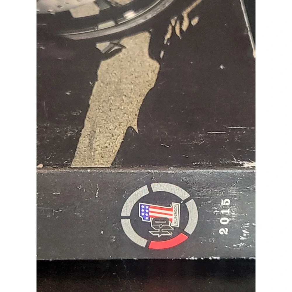 2015 Harley Davidson Genuine Motor Parts Accessories Catalog‎ Book Biker Manual